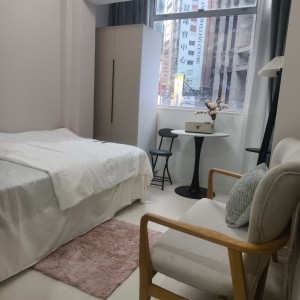 湾仔鵝頸波斯富大厦5D-C-近铜锣湾地铁站2分即达，港大20分钟通勤卫浴干湿分离，窗外就是时代广场