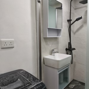 湾仔鵝頸波斯富大厦5D-C-近铜锣湾地铁站2分即达，港大20分钟通勤卫浴干湿分离，窗外就是时代广场