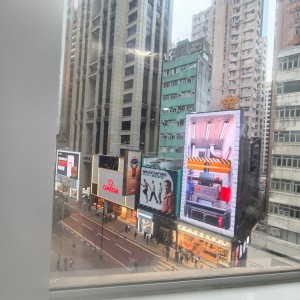 湾仔鵝頸波斯富大厦5D-C-近铜锣湾地铁站2分即达，港大20分钟通勤卫浴干湿分离，窗外就是时代广场