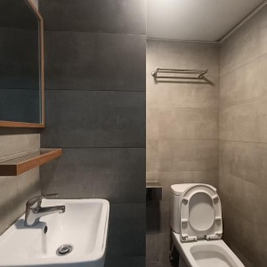 湾仔站20米轩尼诗道焕然楼studio168-2B-港大5站地铁即达通勤15分