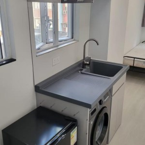 湾仔金禧大廈4楼F室studio-湾仔核心区有窗卫生间干湿分离楼下巴士多，步行5分+巴士18分即可抵达港大