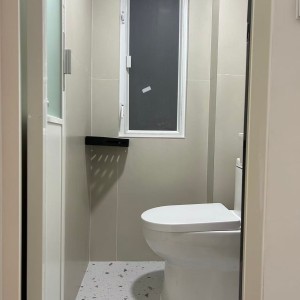 油麻地上海大厦5F A房 一室精装studio带窗家具家电全新近理工通勤20分内