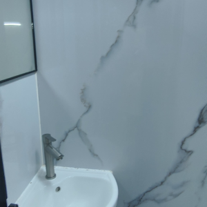 尖沙咀65号302-上下床仅住单人，尊享独立超大空间-理工步行五分，尖沙咀地铁站步行6分，都会大学巴士通勤15分