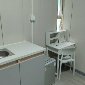 尖沙咀65号302-上下床仅住单人，尊享独立超大空间-理工步行五分，尖沙咀地铁站步行6分，都会大学巴士通勤15分