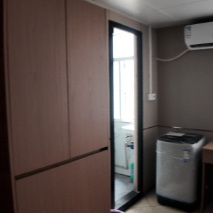 旺角通菜街139号615-精装studio大床房地铁步行4分，理工乘巴士11分钟可到达，工作就读都可选