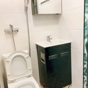 利群大厦精品studio6号房-旺角站30秒即达交通方便