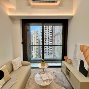 西营盘轻奢住宅服务式公寓一室一厅套房-地铁步行2分可达，港大绝配步行6分地铁1站