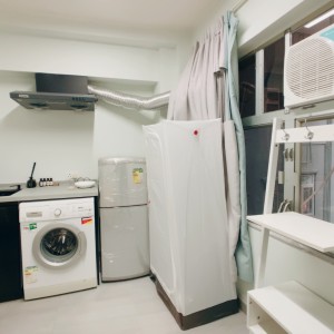 花园街超值大房studioD房-旺角站两分钟到理工有直达巴士，工作就读都可