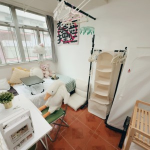 泰怡大厦6楼公寓套间A室-四室一厅近太子旺角东，理工巴士直达女生优选