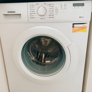 泰怡大厦2楼公寓套间A/B室-四室两卫近太子旺角东理工巴士直达仅限男生