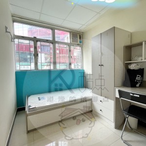 弥敦道太子大厦公寓六人套间男女生均可（3楼C室）-均有独卫，距理工巴士16分，浸会巴士6分，城大地铁两站，都会巴士14分