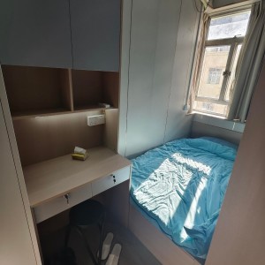 尖沙咀65号学生公寓两房套间有独卫508AB-理工步行五分，尖沙咀地铁站步行6分，都会大学巴士通勤15分