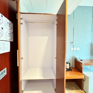 KONE独卫双人间-步行旺角地铁站🚇3分钟；油麻地地铁站🚇3分钟，理工巴士9分钟直达，15/16/17楼