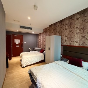 KONE独卫单间-步行旺角地铁站🚇3分钟；油麻地地铁站🚇3分钟,理工巴士9分钟直达，10/11/12/13楼