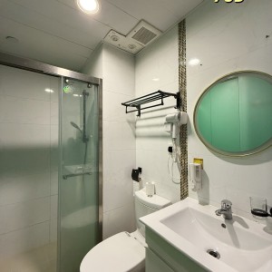 KONE男生专属独卫双人间-步行旺角地铁站🚇3分钟；油麻地地铁站🚇3分钟，理工巴士9分钟直达