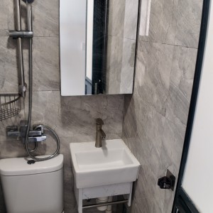 尖沙咀海景大厦精装studio3楼A房-理工步行12分巴士5分，都会大学巴士+步行17分，尖沙咀地铁5分