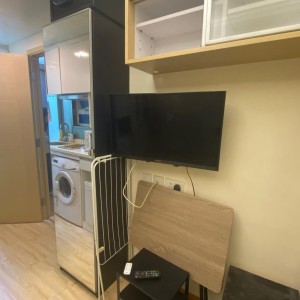 铜锣湾广安大厦9楼F房studio-港大通勤18分，路对面就是铜锣湾站，周围商圈密布