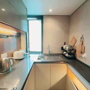 观塘将军澳日出康城LP6套二女生B-高档海景城景单人间，到科大巴士+港铁30分钟即达，科大学生优选