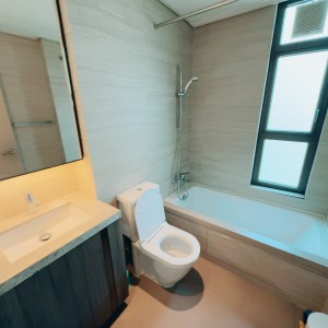 观塘将军澳日出康城LP6套四男生D-高档海景单人间，到科大巴士+港铁30分钟即达，科大学生优选