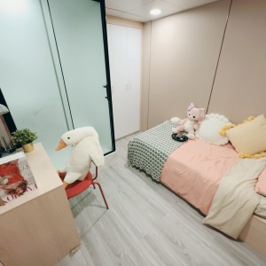 旺角青年公寓AB区A11-独卫单间有窗专业学生公寓，理工16分到都会15分，旺角站270米，生活便捷