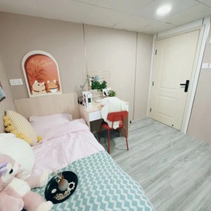 旺角青年公寓AB区A4-独卫单间有窗专业学生公寓，理工16分到都会15分，旺角站270米，生活便捷