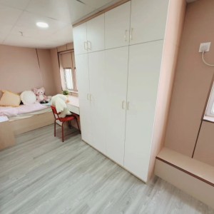 旺角青年公寓AB区A1-独卫单间有窗专业学生公寓，理工16分到都会15分，旺角站270米，生活便捷