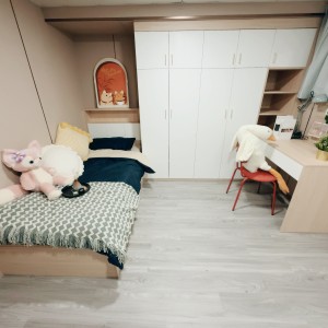 旺角青年公寓AB区B8-独卫超值单间有窗专业学生公寓，理工16分都会15分，旺角站270米，旺角中心地段