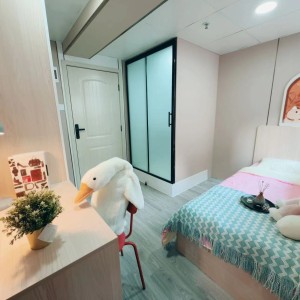 旺角青年公寓AB区B7-独卫超值单间有窗专业学生公寓，理工16分都会15分，旺角站270米，旺角中心地段