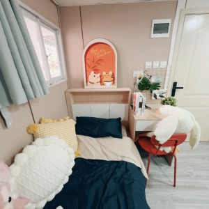 旺角青年公寓AB区B1-独卫超值单间有窗专业学生公寓，理工16分都会15分，旺角站270米，旺角中心地段