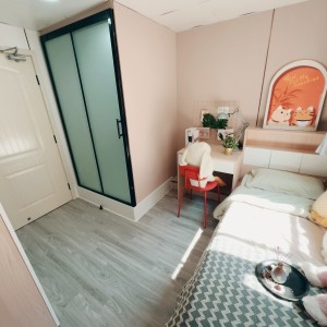 旺角青年公寓CD区C5-独卫超值单间有窗专业学生公寓，理工16分都会15分，旺角站270米，电梯洋楼