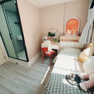 旺角青年公寓CD区C5-独卫超值单间有窗专业学生公寓，理工16分都会15分，旺角站270米，电梯洋楼