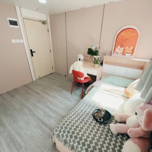 旺角青年公寓CD区C4-独卫超值单间有窗专业学生公寓，理工16分都会15分，旺角站270米，电梯洋楼