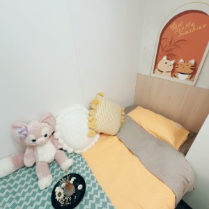 何文田-欣图轩2座2楼D室男生单间F--都会大学就在路对面！步行160米即达学校！都会学生天选。地铁何文田站只要750米