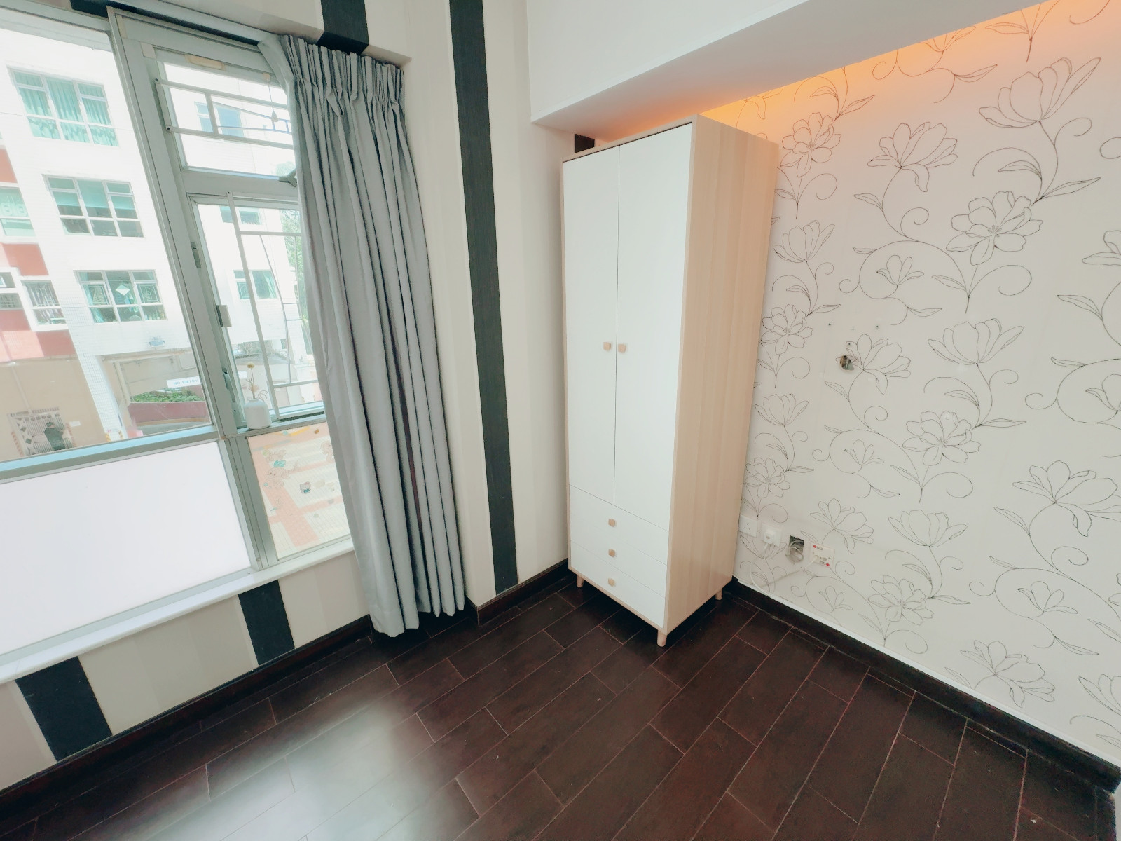 何文田-欣图轩2座2楼D室男生A-都会大学就在路对面!步行160米即达学校!都会学生天选。地铁何文田站只要750米图3