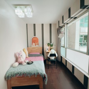 何文田-欣图轩2座2楼D室男生A-都会大学就在路对面！步行160米即达学校！都会学生天选。地铁何文田站只要750米