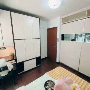 何文田-欣图轩2座2楼D室男生D-都会大学就在路对面！步行160米即达学校！都会学生天选。地铁何文田站只要750米