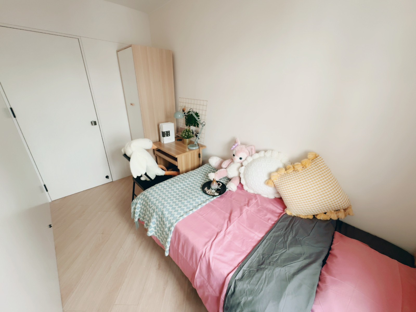 何文田-俊民苑D座13楼09室男生A-都会大学步行即达好选择!只要180米即达学校!地铁何文田站850米图2