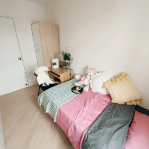 何文田-俊民苑D座13楼09室男生A-都会大学步行即达好选择！只要180米即达学校！地铁何文田站850米