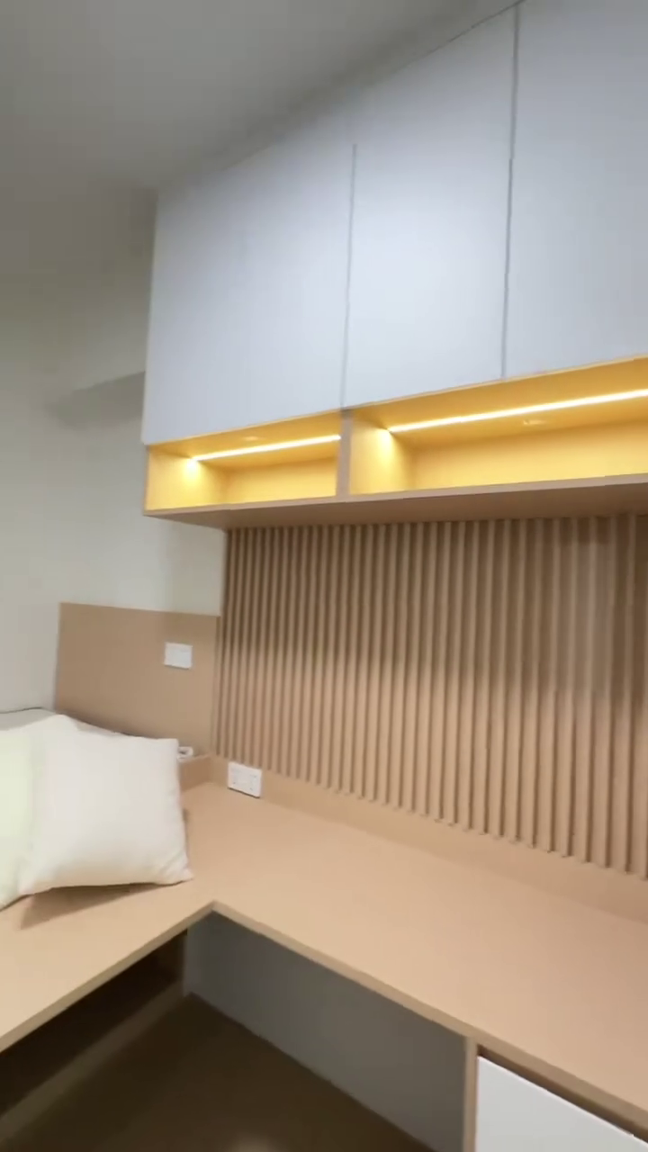 尖沙咀加连威老道46-48号恒隆银行大厦studio HL6B03/04,理工步行可达近地铁站,工作就读都适合图4