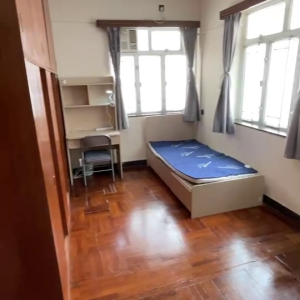 薄扶林31号学生公寓E房双人间-仅限男生，港大只要步行三百米，堪比宿舍！只要7k+!港铁香港大学站距离550米，去哪儿都方便