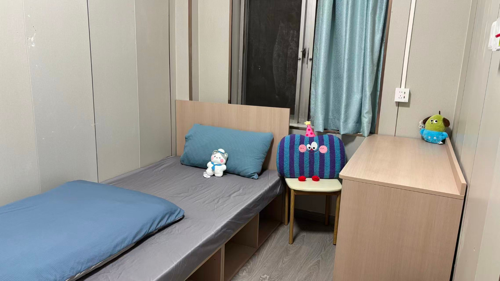 尖沙咀73号独卫大单间全新家私102-理工步行五分,都会巴士15分,地铁站步行5分,位置绝佳图5