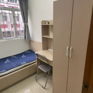 中西区皇后大道西带窗单间1C-B，港大步行750米，地铁站步行270米，巴士站1分即达，周边多个商超食肆