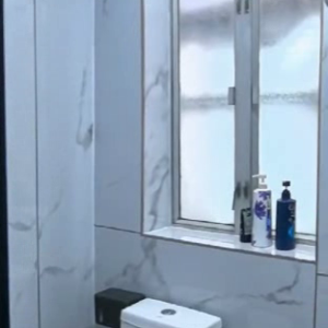 尖沙咀65号505B-独卫单间理工步行五分有大窗带家电，书桌衣柜齐全，都会大学巴士通勤15分钟也可选