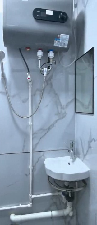 尖沙咀65号505B-独卫单间理工步行五分有大窗带家电,书桌衣柜齐全,都会大学巴士通勤15分钟也可选图6