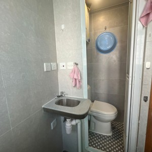 深水埗南都大廈11F 7室C房studio-城大地铁一站即达，浸会20分钟通勤时间，周边三个地铁站方便通勤