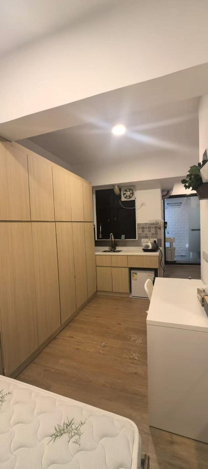 油麻地伟安大厦A座2F B室B房-理工步行1公里，步行+巴士12分钟到校，柯士甸地铁站步行180米即达图1