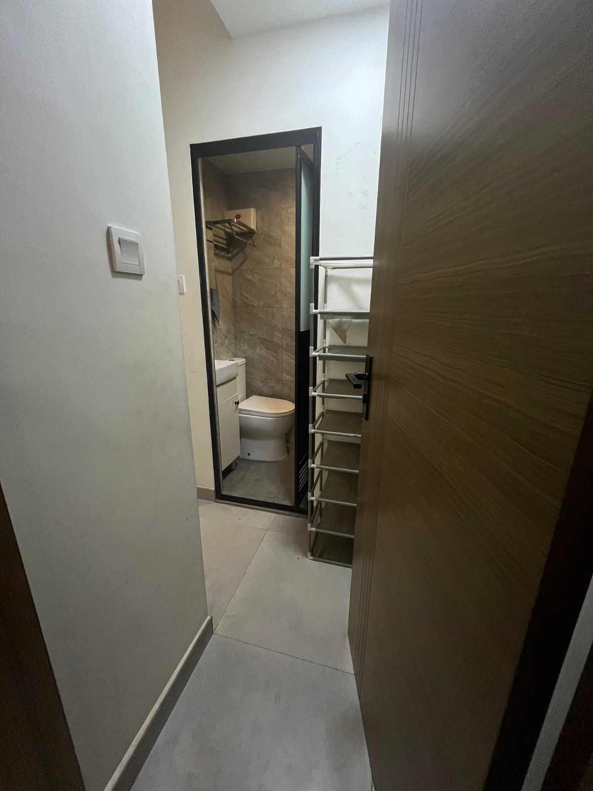 尖沙咀华敦大厦studio B1室C房-理工步行900米，距尖沙咀地铁仅80米图3