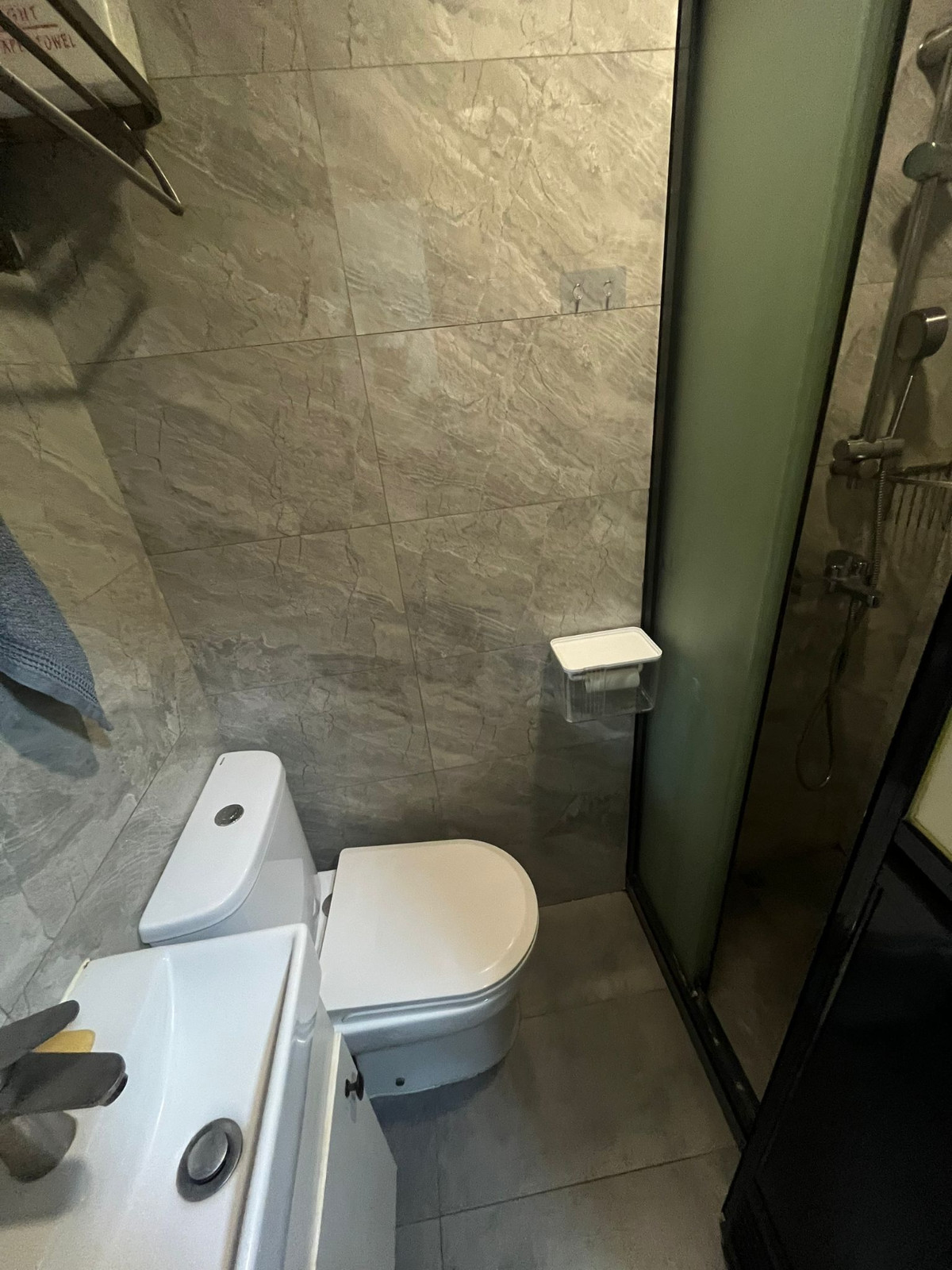 尖沙咀华敦大厦studio B1室C房-理工步行900米，距尖沙咀地铁仅80米图5