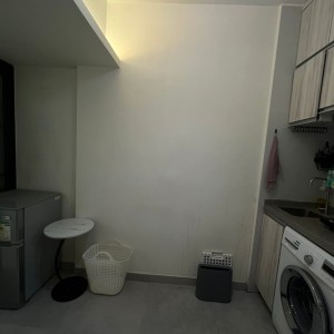 尖沙咀华敦大厦studio B1室C房-理工步行900米，距尖沙咀地铁仅80米