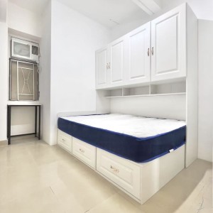 港岛中亚大厦海景房-四房一卫， 房内就能看到绝佳海景，步行15分钟到达港大核心区，港铁港大站步行3分